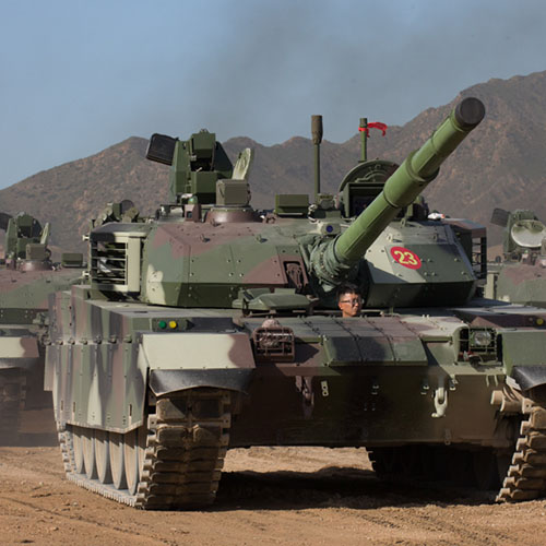 八發(fā)八中！兵器工業(yè)集團(tuán)多款“裝甲與反裝甲”武器首次公開實(shí)彈射擊